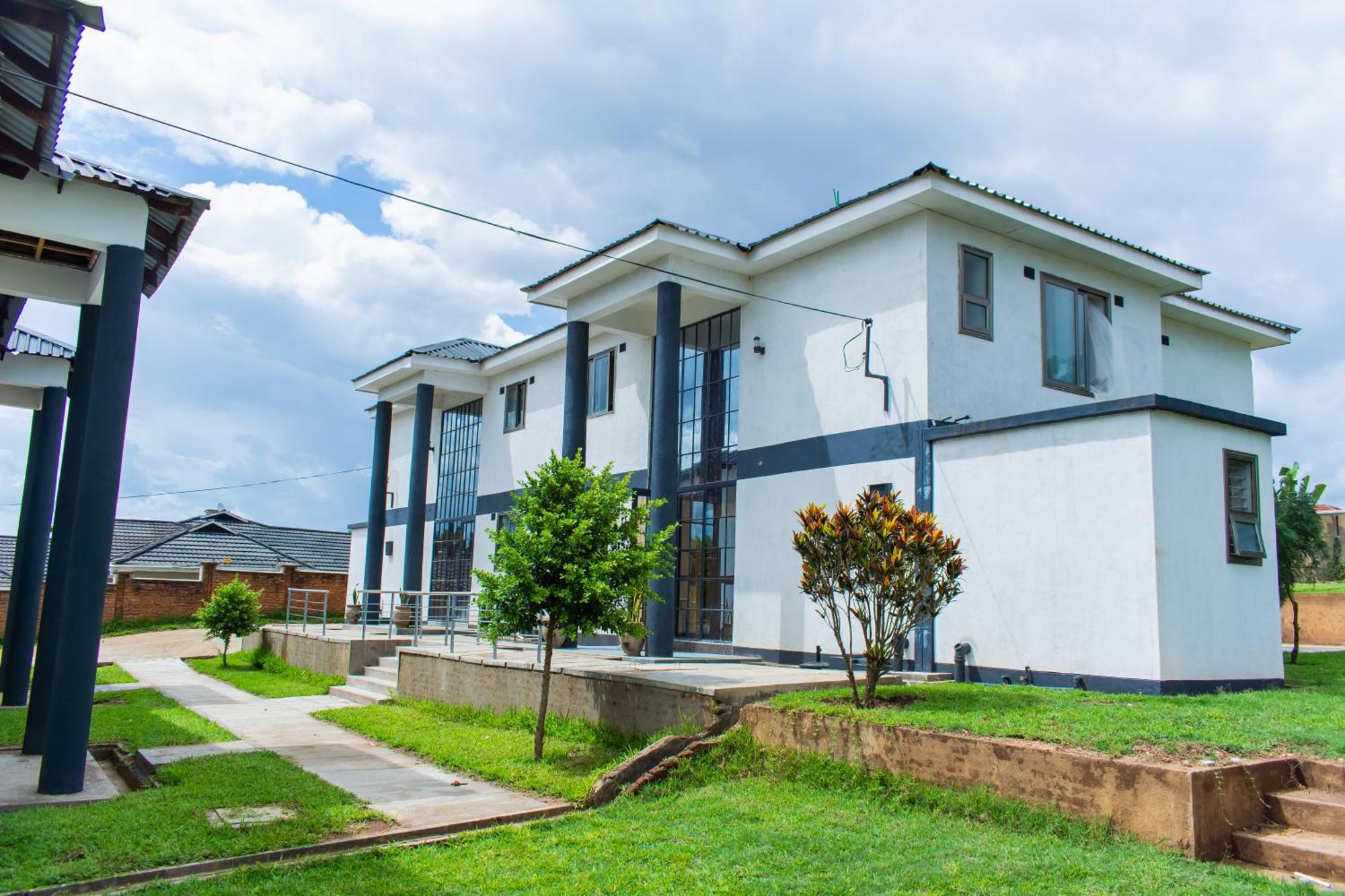 Divine Heights Bed And Breakfast Lilongwe Area 43 Exterior photo