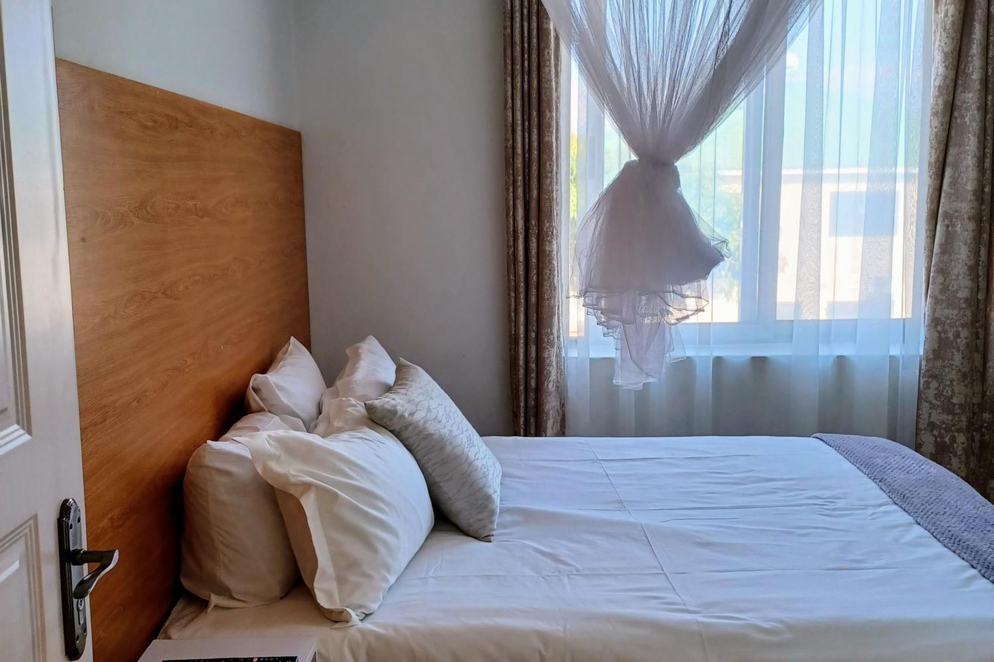 Divine Heights Bed And Breakfast Lilongwe Area 43 Exterior photo
